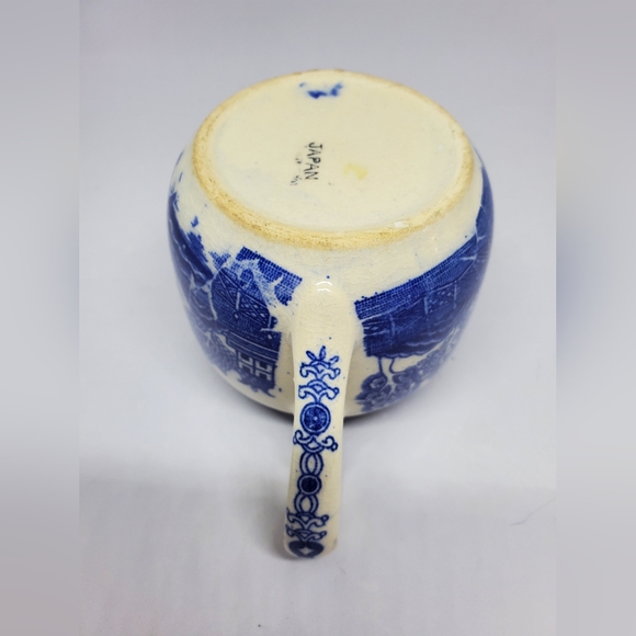 Blue Willow Creamer~Japan Vintage Pre-Owned 3.25" - Picture 10 of 12